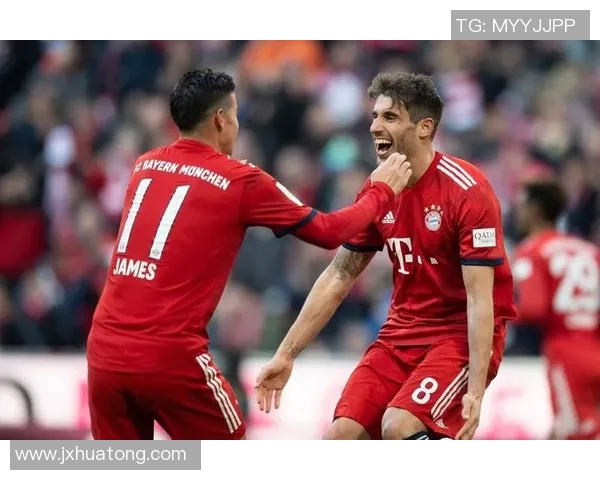 里昂与拜仁球服对比分析揭示球队文化与风格的独特魅力